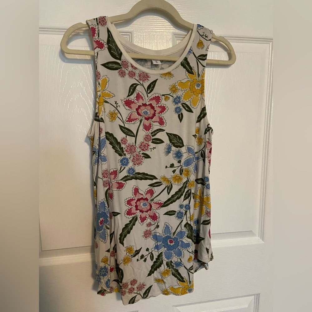 Old Navy Luxe Sz Medium Swing Tank - White Floral